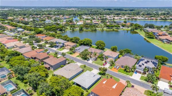 Stoneybrook, 9543 Blue Stone Cir, Fort Myers, Florida 33913, image 2