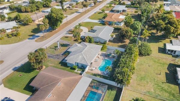 Cape Coral, 616 E El Dorado Pkwy, Cape Coral, Florida 33904, image 3