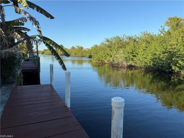 Morse Shores, 141 Schneider Dr, Fort Myers, Florida 33905, image 2