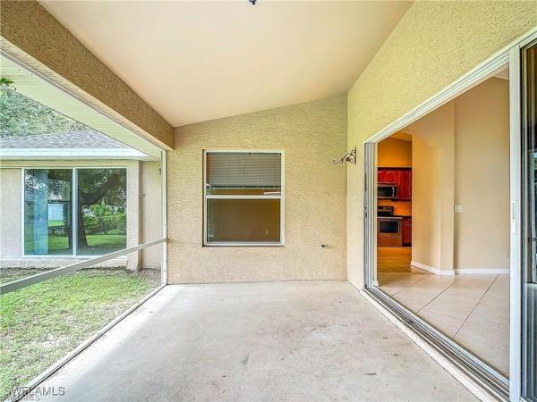 Cape Coral, 1726 Trafalgar Pkwy, Cape Coral, Florida 33991, image 2