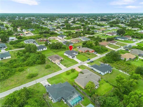 Lehigh Acres, 3513 SW 20th St, Lehigh Acres, Florida 33976, image 1