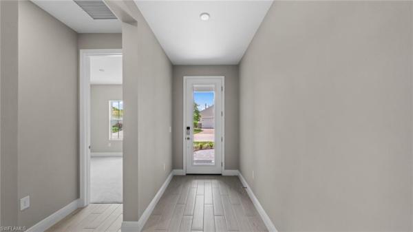 3099 Heritage Pines Dr, Fort Myers, Florida 33905, image 1