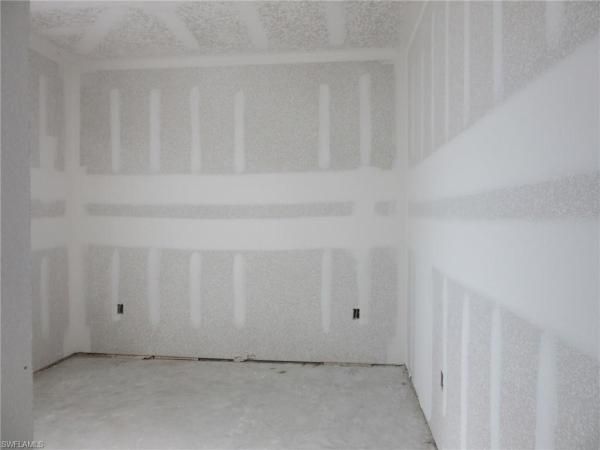 Lehigh Acres Residential, 702 15th St, Lehigh Acres, Florida 33972, image 3