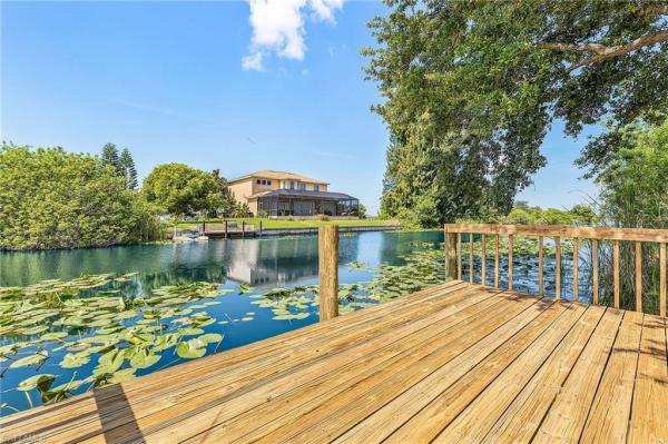 Cape Coral Residential, 510 18th St, Cape Coral, Florida 33909, image 2