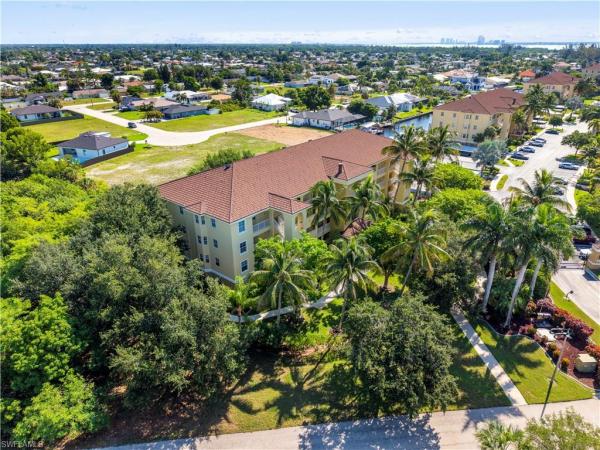Island Cove Of Cape Coral, 1781 Four Mile Cove Pkwy #131, Cape Coral, Florida 33990, image 3