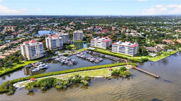 Harbour Isle Estates, 15210 Portside Dr #402, Fort Myers, Florida 33908, image 2