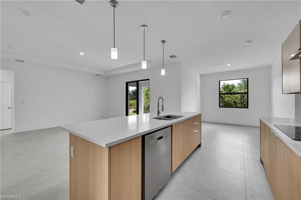 Lehigh Acres, 3805 8th St, Lehigh Acres, Florida 33972, image 2