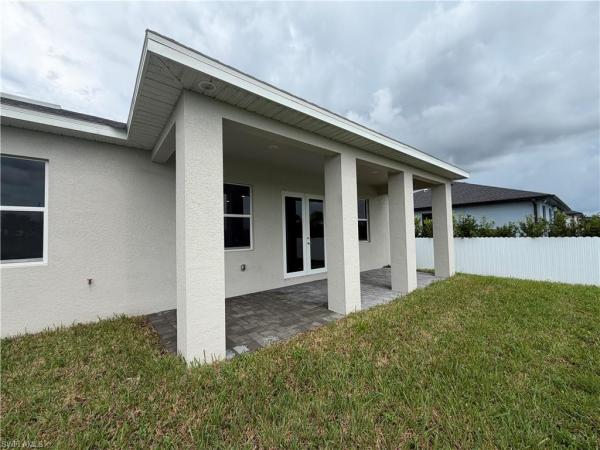 Cape Coral, 336 31st Pl, Cape Coral, Florida 33991, image 2