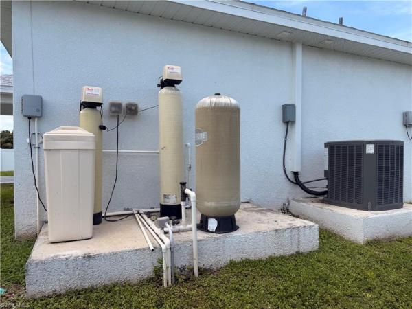Cape Coral, 3214 14th Pl, Cape Coral, Florida 33909, image 1