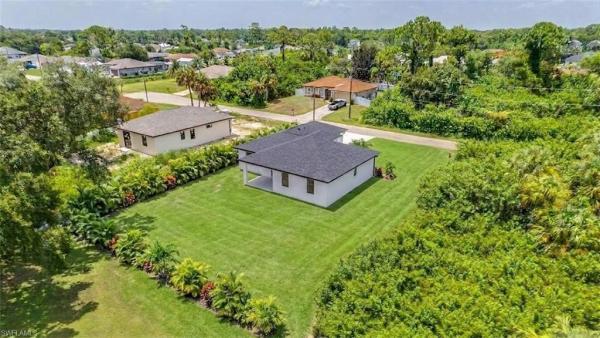 Lehigh Acres, 2713 W 8th St, Lehigh Acres, Florida 33971, image 1