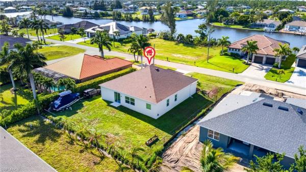 Cape Coral, 3306 21st Ter, Cape Coral, Florida 33993, image 3
