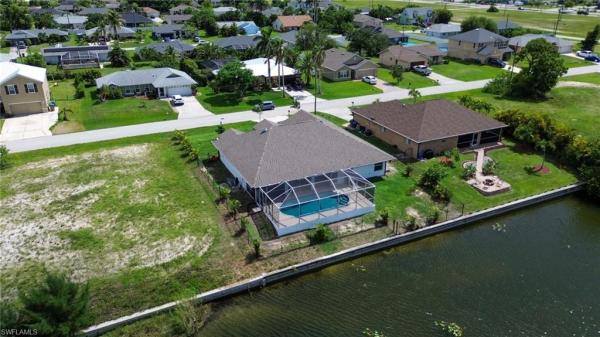 Cape Coral, 619 26th Ter, Cape Coral, Florida 33914, image 3