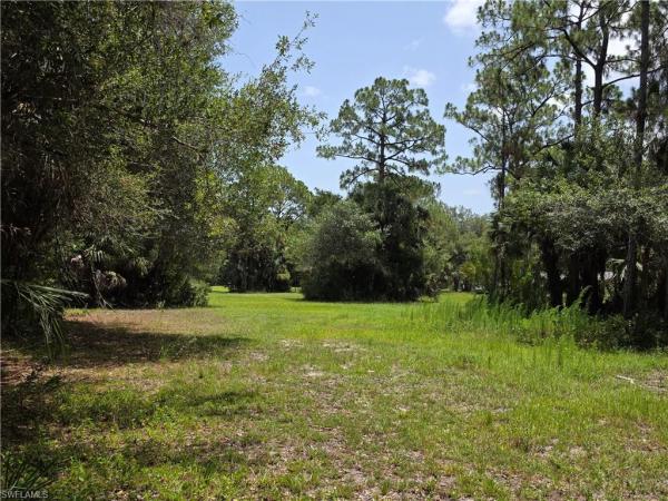Riverdale Ranches, 4756 Skates Cir, Fort Myers, Florida 33905, image 2