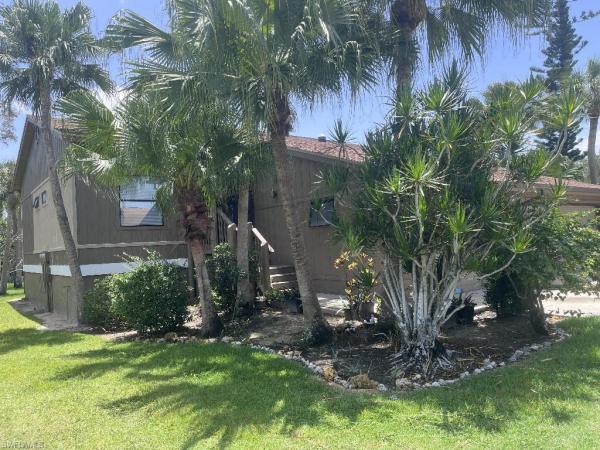 Island Park Village, 17656 Village Inlet Ct, Fort Myers, Florida 33908, image 2