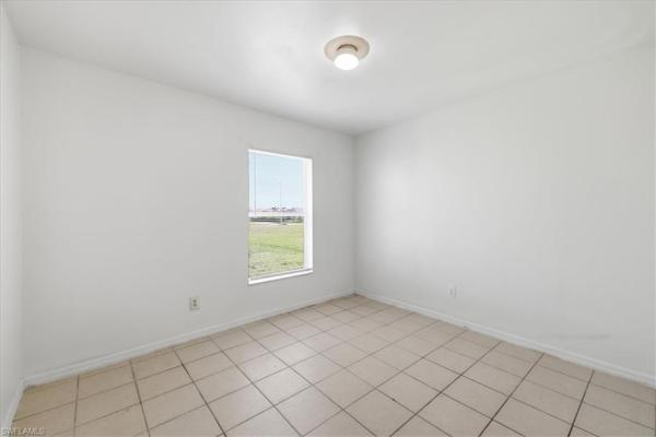 Cape Coral Residential, 422 11th Ter, Cape Coral, Florida 33993, image 2