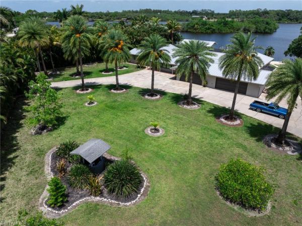 Paradise Shores, 14562 Riverside Dr, Fort Myers, Florida 33905, image 2