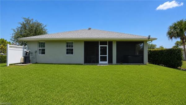 Florimond Manor, 6681 Garland St, Fort Myers, Florida 33966, image 3