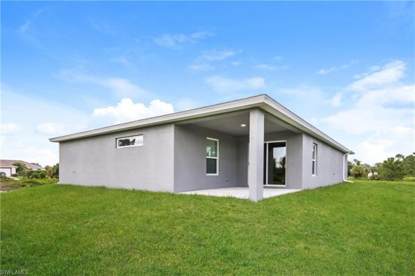Lehigh Acres Residential, 856 E Anchor St, Lehigh Acres, Florida 33974, image 3