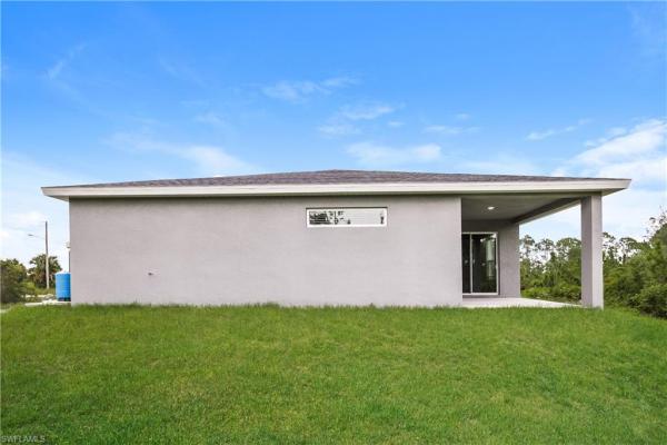 Lehigh Acres Residential, 856 E Anchor St, Lehigh Acres, Florida 33974, image 2
