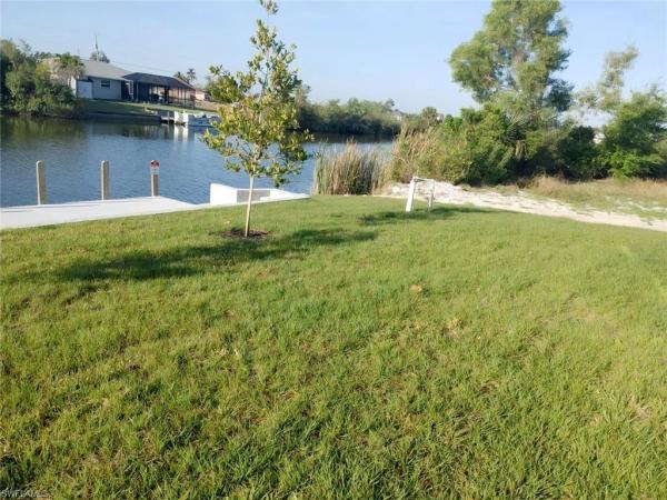 2742 10th St, Cape Coral, Florida 33993, image 3