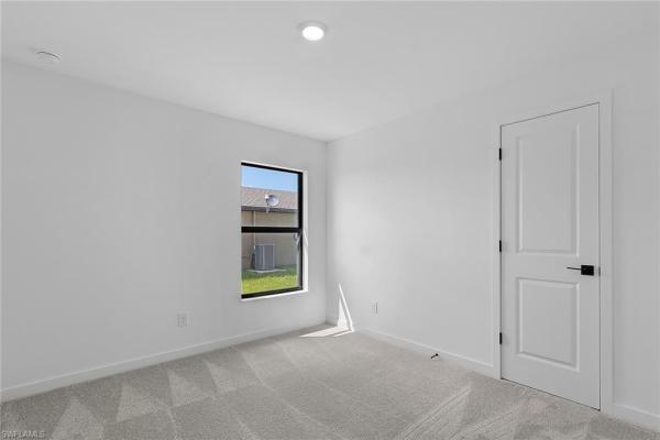 Mirror Lakes, 252 Lunette St, Fort Myers, Florida 33913, image 3