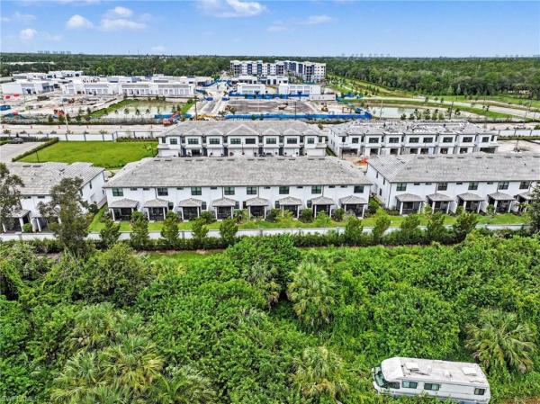 Solis Grande, 27837 Solis Grande Dr, Bonita Springs, Florida 34135, image 1