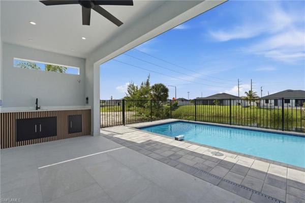 6 9th St, Cape Coral, Florida 33993, image 2