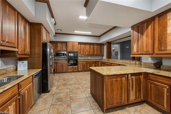 Tarpon Landings, 6081 Silver King Blvd #202, Cape Coral, Florida 33914, image 3