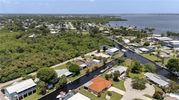 94 Gold Key Ct, North Fort Myers, Florida 33917, image 2