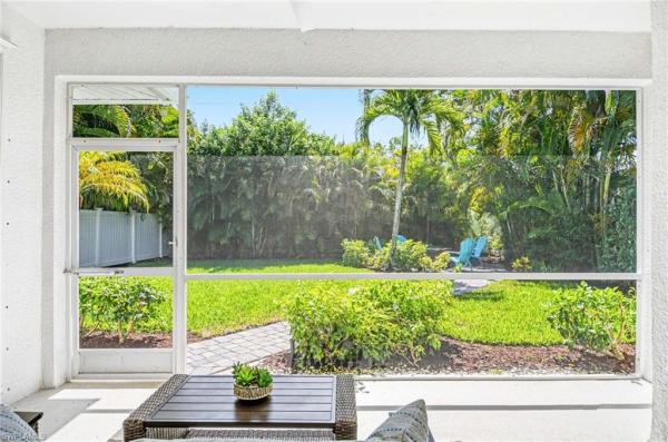 Laurel Lakes, 8324 Laurel Lakes Blvd, Naples, Florida 34119, image 3