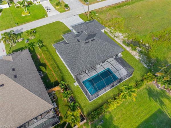 Cape Coral, 821 37th Pl, Cape Coral, Florida 33993, image 3