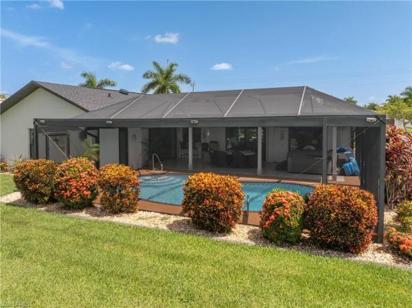 Cape Coral Residential, 818 W El Dorado Pkwy, Cape Coral, Florida 33914, image 2