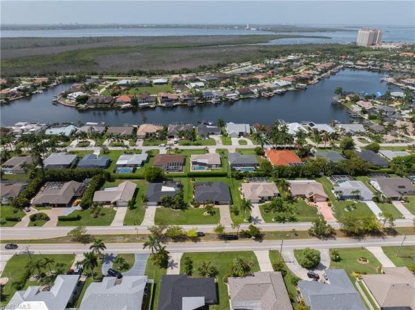Cape Coral Residential, 818 W El Dorado Pkwy, Cape Coral, Florida 33914, image 1