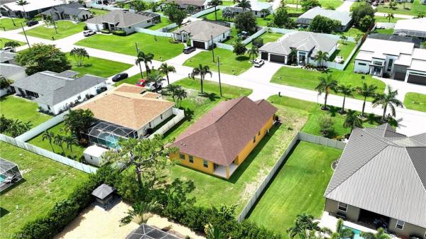 Cape Coral, 1913 26th Ter, Cape Coral, Florida 33914, image 2