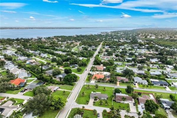 1007 Wilshire Dr, Fort Myers, Florida 33919, image 3