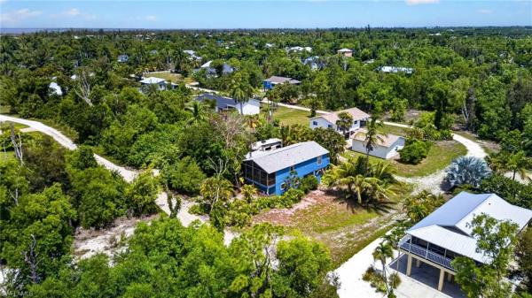 Sundiet Village, 7160 Guava Ave, Bokeelia, Florida 33922, image 3