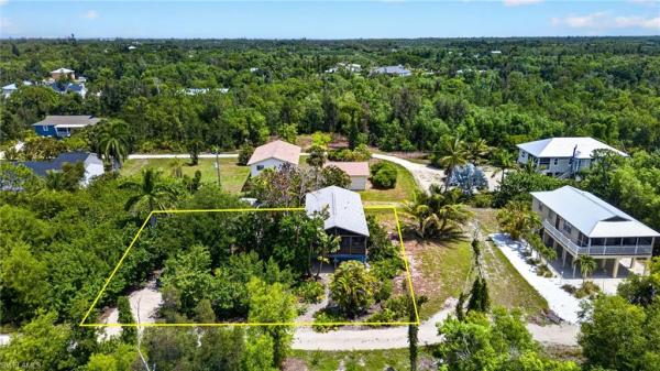 Sundiet Village, 7160 Guava Ave, Bokeelia, Florida 33922, image 1