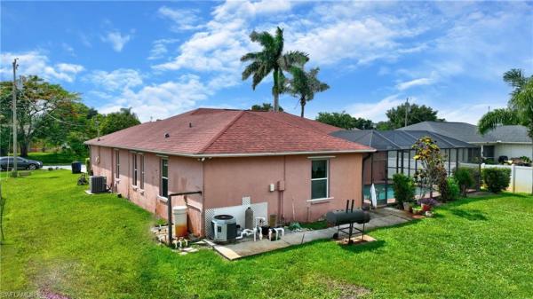 Mirror Lakes, 712 Fargo Dr, Fort Myers, Florida 33913, image 3