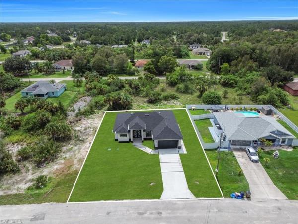Mirror Lakes, 731 La Plata Ave, Lehigh Acres, Florida 33974, image 3