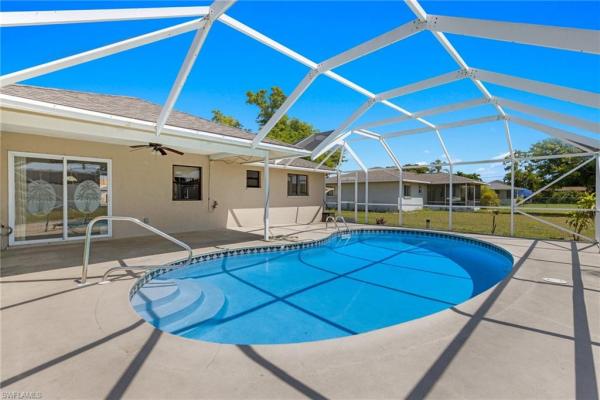 Cape Coral, 1944 Country Club Blvd, Cape Coral, Florida 33990, image 3