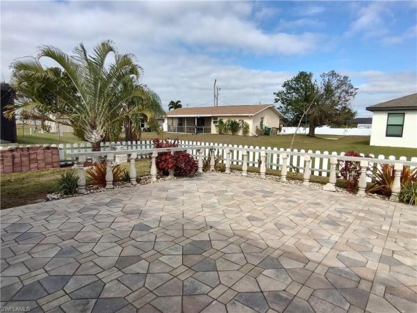 Cape Coral Residential, 1409 9th Ter, Cape Coral, Florida 33993, image 3