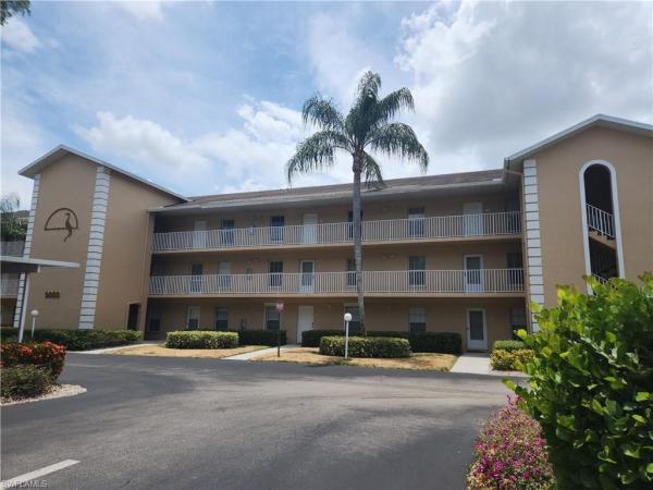 9660 Victoria Ln #A301, Naples, Florida 34109, image 1