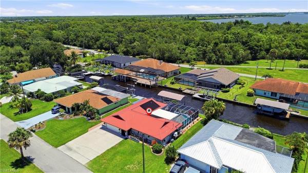 North Fort Myers No HOA, 7219 Reymoor Dr, North Fort Myers, Florida 33917, image 2