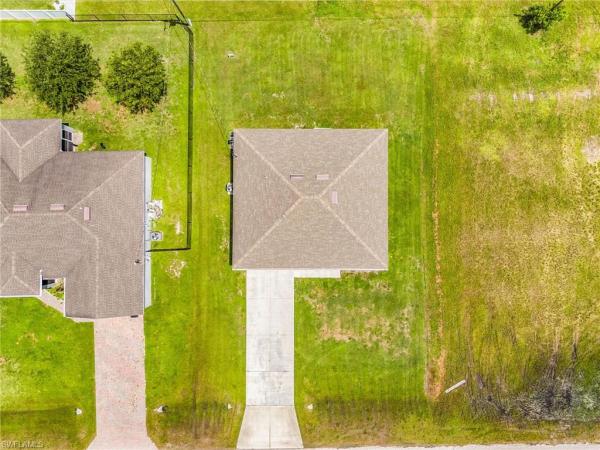 Cape Coral, 127 10th Ter, Cape Coral, Florida 33993, image 2