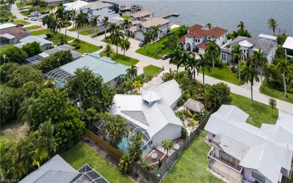 Cape Coral, 529 Coral Dr, Cape Coral, Florida 33904, image 2