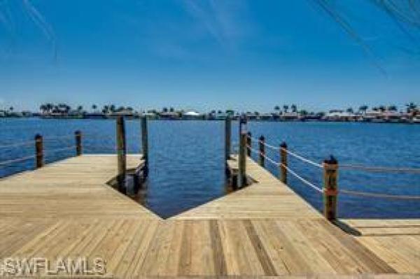 Cape Coral, 702 52nd St, Cape Coral, Florida 33914, image 3