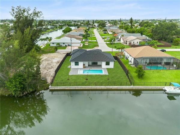 Cape Coral, 1837 2nd St, Cape Coral, Florida 33909, image 2