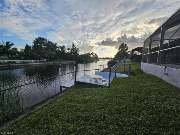 Cape Coral, 318 28th St, Cape Coral, Florida 33914, image 2