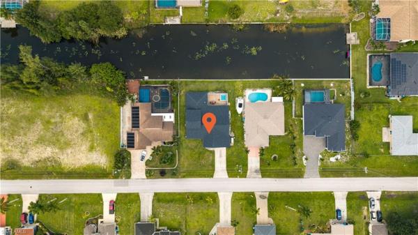 Cape Coral, 2704 2nd Pl, Cape Coral, Florida 33914, image 2