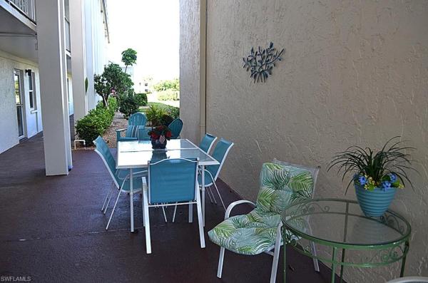 1624 Pine Valley Dr #118, Fort Myers, Florida 33907, image 3